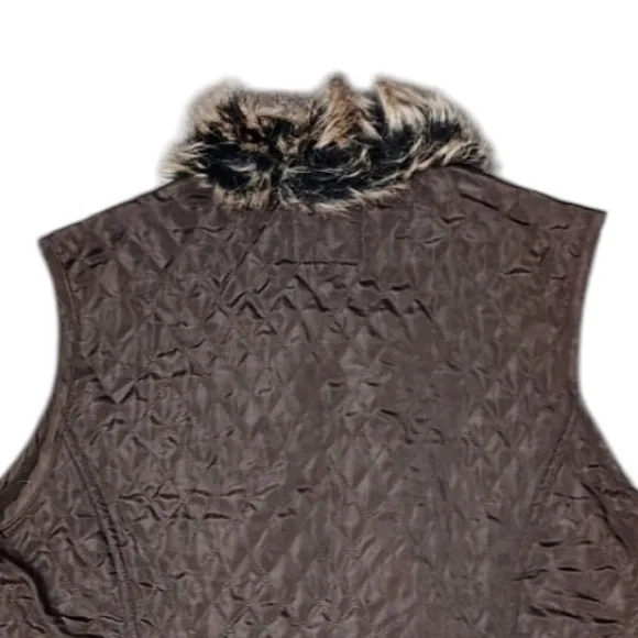 Double D Ranch Twila heavily embroidered fur trimmed vest. Incredibly rare NWOT - Picture 7 of 14